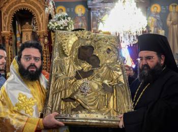 Στο μόνιμο θρόνο της η εικόνα της Υπαπαντής (φωτογραφίες)