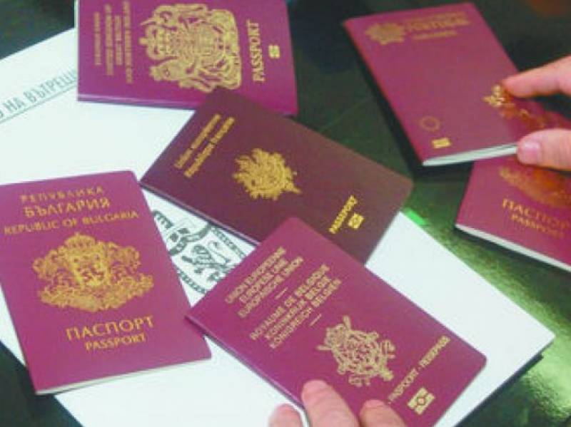 Σύλληψη Αφγανού για πλαστό διαβατήριο στο Αεροδρόμιο Καλαμάτας