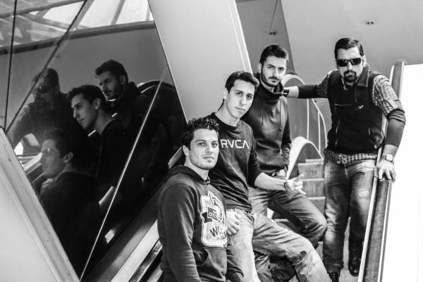 "Hard Disk Drive" - To συγκρότημα από τους Γαργαλιάνους που εμπνεύστηκε από τον κορονοϊό (Βίντεο)