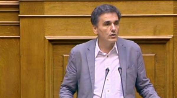 Τσακαλώτος: "Τη συμφωνία πρέπει να τη δούμε στο μεγάλο κάδρο"