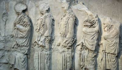 Βρετανικό Μουσείο για γλυπτά Παρθενώνα: "Να δανείσουμε και να δανειστούμε"