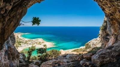 Υπ. Τουρισμού: Αλλαγές στις προϋποθέσεις εισόδου τουριστών