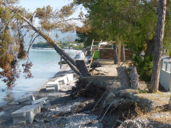 Προτάσεις και καταγγελίες επιστήμονα του ΕΛΚΕΘΕ: «Εγκλήματα» σε Μαντίνεια, Κορδία, Ακρογιάλι