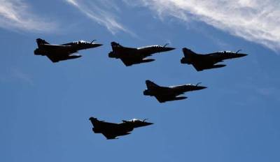 Υπερπτήση τουρκικών μαχητικών αεροσκαφών F-16 πάνω από τις Οινούσσες