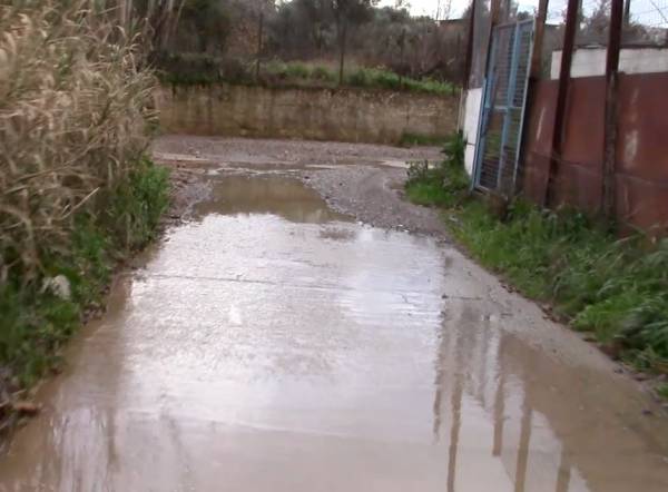 Μία ημέρα μετά την καταιγίδα και το χαλάζι στην Καλαμάτα (βίντεο)