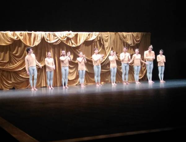 Η έναρξη του 23ου Διεθνούς Φεστιβάλ Χορού Καλαμάτας (βίντεο)