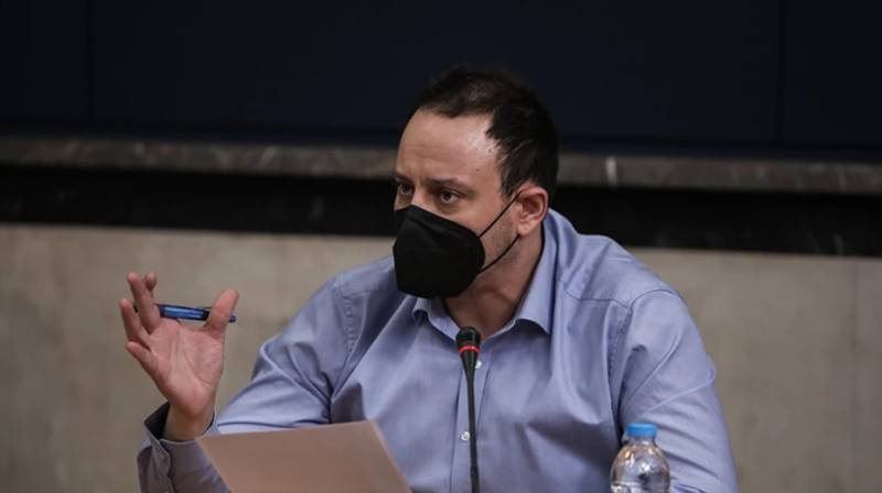 Μαγιορκίνης για κορονοϊό: Η επιδημία γίνεται όλο και πιο προβλέψιμη