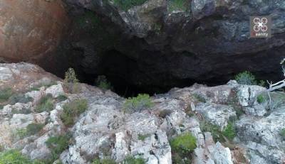 Αφανή ορύγματα: Το "επικίνδυνο" βουνό της Αττικής με τα απύθμενα χάσματα (Βίντεο)