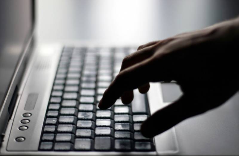Απατεώνες παριστάνουν τους τεχνικούς της Microsoft