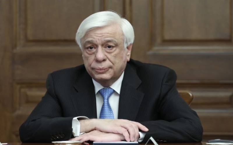 Παυλόπουλος: Το όνομα πρέπει να σέβεται τα σύνορα και να μην αποπνέει αλυτρωτικές τάσεις