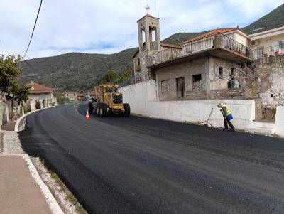 Δεν αρκεί η άσφαλτος στην επικίνδυνη στροφή στα Χριστοφιλέϊκα