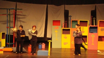 Το "Γάτο με τη μεγάλη καρδιά" παρακολούθησαν τα μέλη του ΚΕΚΥΚΑμεΑ