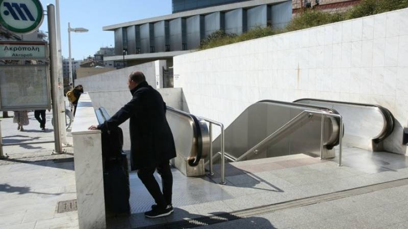 24ωρη πανελλαδική απεργία - Ποιοι απεργούν – Πώς θα κινηθούν τα μέσα μαζικής μεταφοράς