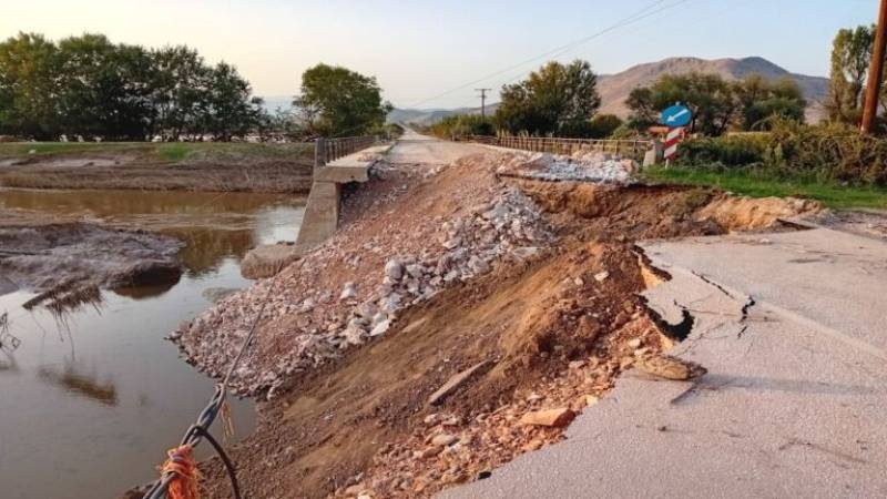 Ανυπολόγιστες οι καταστροφές από τις πλημμύρες σε Λάρισα και Τρίκαλα