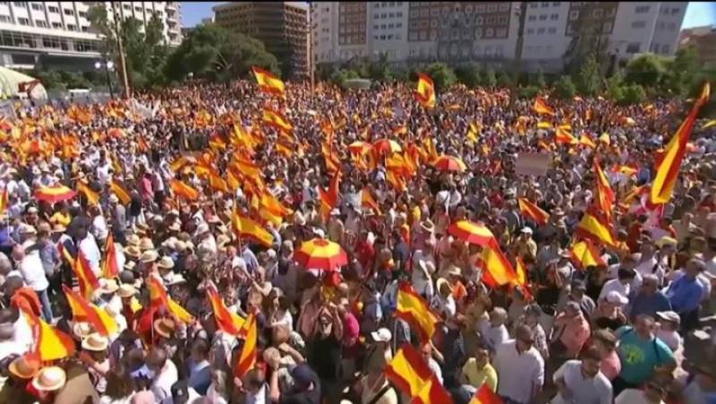 Ισπανία: Μεγάλη διαδήλωση κατά του πρωθυπουργού Πέδρο Σάντσεθ που κατηγορείται για διαφθορά