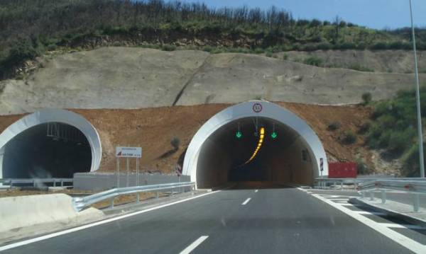 Κλείνει ο κλάδος προς Αθήνα της σήραγγας Ραψομάτη