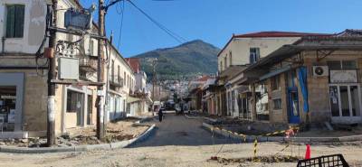 Υπογειοποίηση δικτύου ηλεκτροδότησης στο εμπορικό κέντρο Κυπαρισσίας