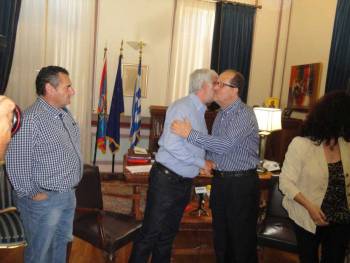 "Καρφιά" για Τατούλη