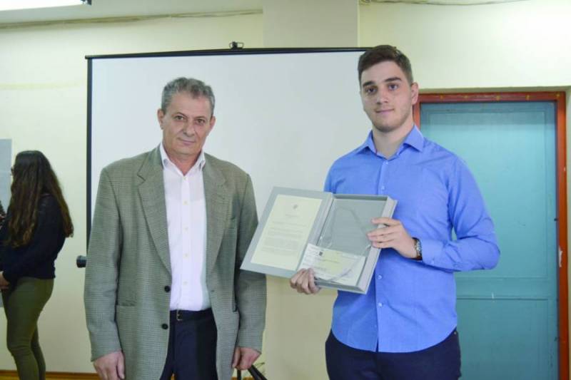 Σήμερα η απονομή του βραβείου αριστείας «Αριστέα Μπουγάτσου» στο Λύκειο Γαργαλιάνων