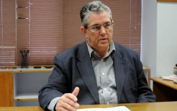 Κουτσούμπας: Ο ΣΥΡΙΖΑ υιοθετεί όλο το "σάπιο" ΠΑΣΟΚ και τα χούγια του