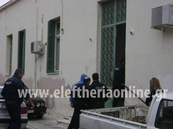 Στην εισαγγελία για απολογία ο 18χρονος, που κατηγορείται για τη δολοφονία του αρχιμανδρίτη