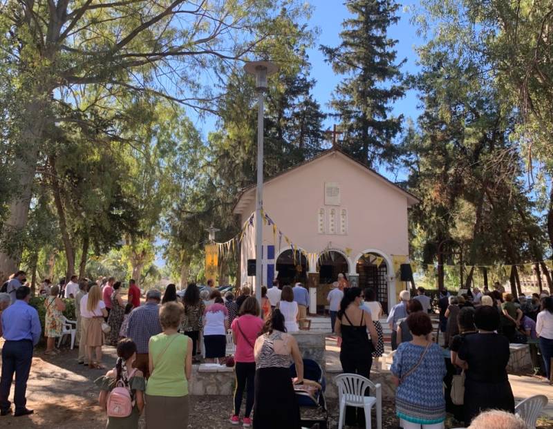 Πανήγυρη στο εκκλησάκι της Αγίας Σκέπης