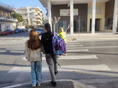 Καλαμάτα: Ικανοποίηση Βασιλόπουλου για σχολικές τροχονόμους