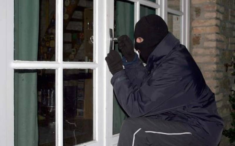 Μεσσηνία: Εκλεψαν 6.500 ευρώ από ηλικιωμένη στον Κάμπο