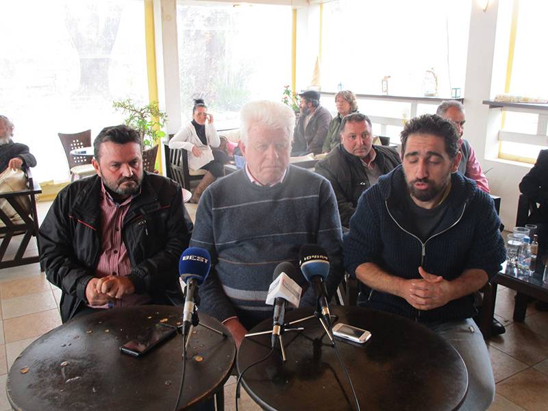 Ο Γόντικας στο μπλόκο των αγροτών στη Μεσσήνη (βίντεο)