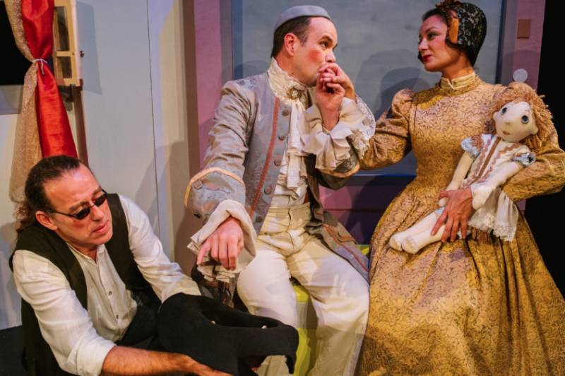 Παραστάσεις σε σχολεία από την Παιδική Σκηνή του ΔΗΠΕΘΕΚ