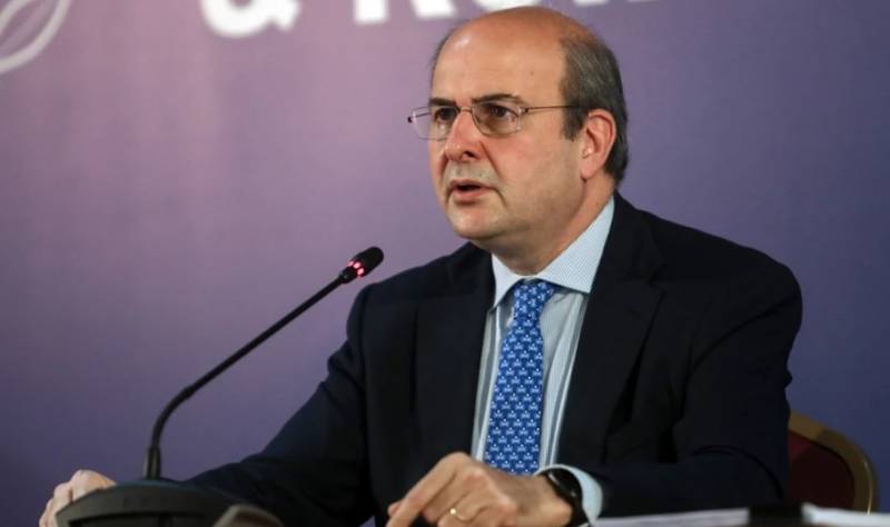 Χατζηδάκης: Ακόμα και ψηφοφόροι του ΣΥΡΙΖΑ αναγνωρίζουν την πρόοδο που έχει σημειωθεί στον ΕΦΚΑ