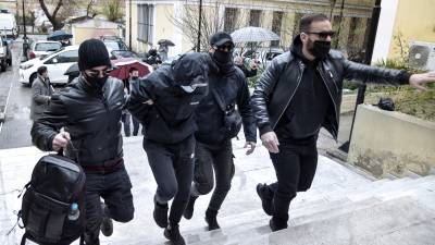 Απολογούνται σήμερα οι δύο ανήλικοι για τον ξυλοδαρμό του σταθμάρχη