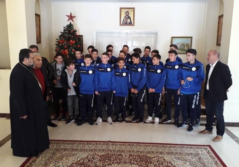 Χριστουγεννιάτικα κάλαντα στο μητροπολίτη Μεσσηνίας Χρυσόστομο (βίντεο-φωτογραφίες)