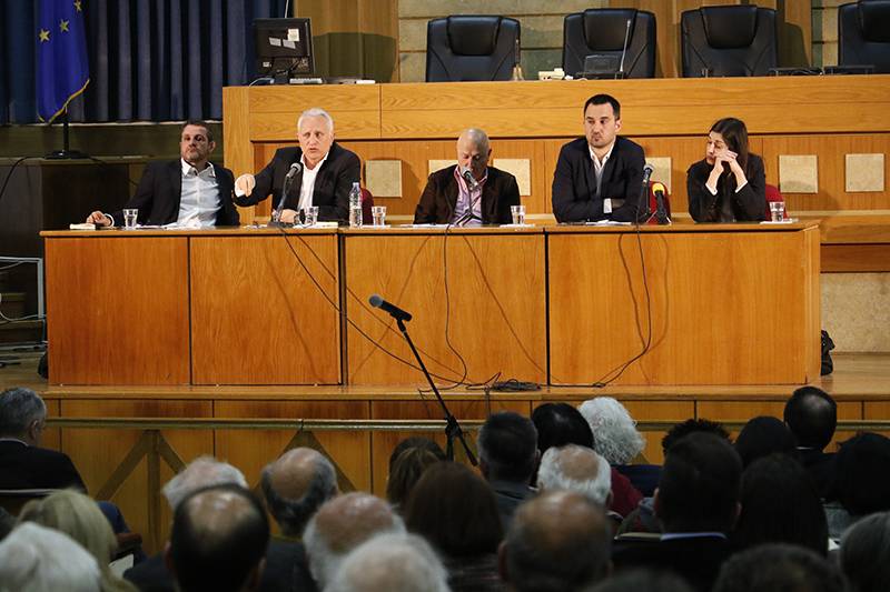 Χαρίτσης - Ραγκούσης μίλησαν στην Καλαμάτα για τον ακροδεξιό κίνδυνο (βίντεο)