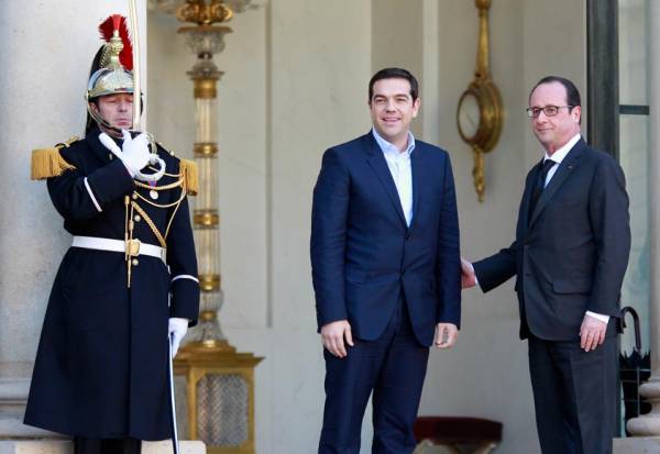 Τσίπρας σε Ολάντ: "Χρειάζεται μια νέα συμφωνία για την Ευρώπη"