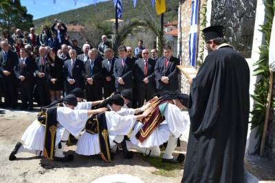 Ενας Ντρες από τους Ντρέδες Σουλιμαίους