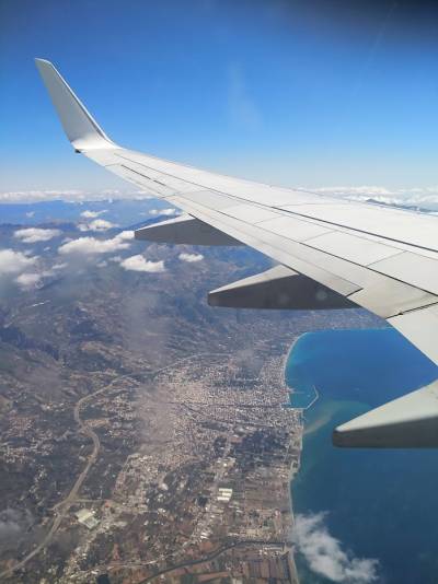 Αυταπάτες για τη Μεσσηνία και τις αεροπορικές εταιρείες