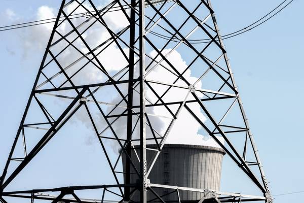 Τα λεφτόδεντρα τελείωσαν και για τη ΔΕΗ