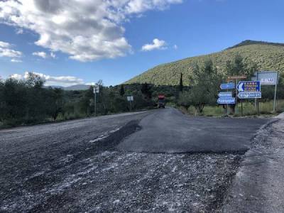 Διαμαρτυρία για σκουπίδια στον δρόμο Καζάρμα - Βλάση
