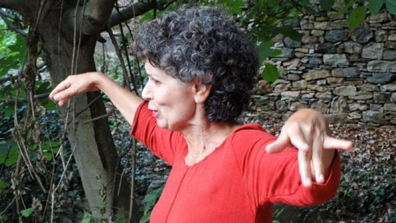 Λύκειο Ελληνίδων Καλαμάτας: “Καλικάντζαροι, χρυσαφεντάδες και άλλα παραμύθια” με την Αγνή Στρουμπούλη