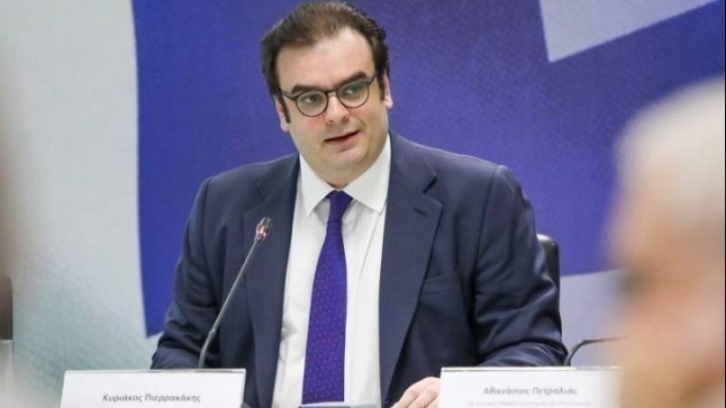 Πιερρακάκης: Έχουμε την ταχύτερη αποκλιμάκωση χρέους παγκοσμίως