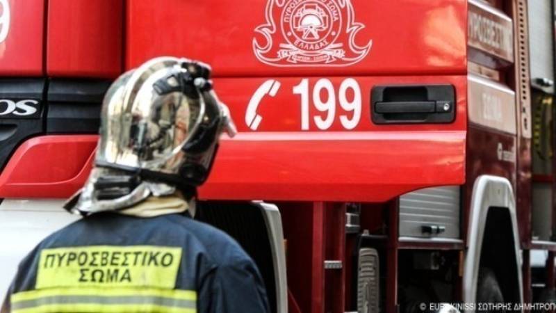Σε εξέλιξη πυρκαγιά στη θέση Μαυροβούνι στην Πάρνηθα