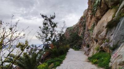 ΥΠΠΟ: Προγραμματική σύμβαση για την προστασία και ανάδειξη της περιπατητικής διαδρομής της Αρβανιτιάς στο Ναύπλιο