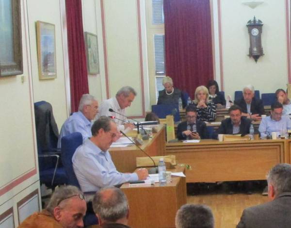 Επιμένει ο Νίκας για παραλιακή χάραξη στο Καλαμάτα - Ριζόμυλος