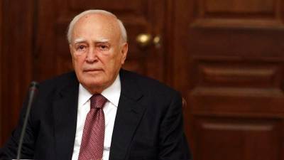 Την Τετάρτη κηδεύεται ο Κάρολος Παπούλιας - Στα Ιωάννινα η ταφή (βίντεο)