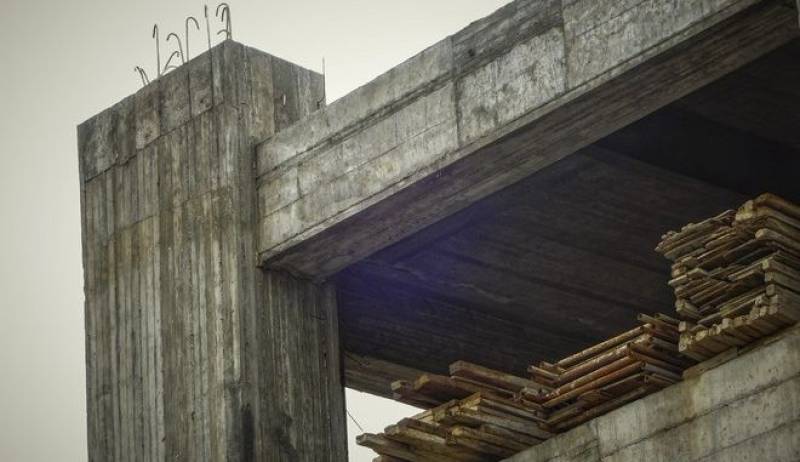 Τιμές φωτιά στα οικοδομικά υλικά εκτινάσσουν τα κόστη έργων και κατοικιών