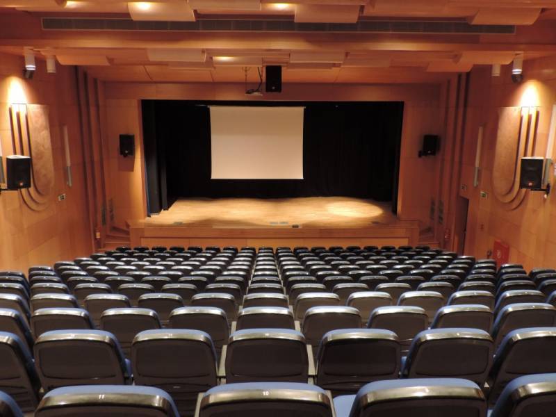 Εργατικό Κέντρο Καλαμάτας: Σε εκκρεμότητα η παραχώρηση του αμφιθεάτρου στον Δήμο