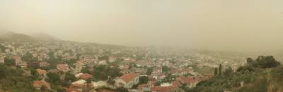 «Πνίγηκε» στην αφρικανική σκόνη ο ουρανός της Κυπαρισσίας (βίντεο)