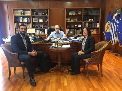 Ο Βίτσας διαμηνύει με τους βουλευτές: Οριστικό τέλος για το στρατόπεδο της Καλαμάτας