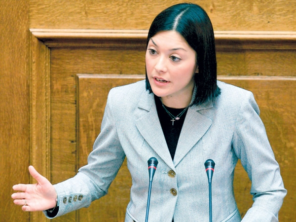 Μήνυμα Νάντιας για τις εκλογές για την ανάδειξη Προέδρου του ΠΑΣΟΚ